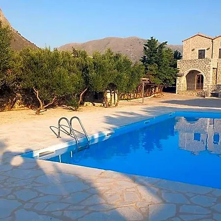 Koukouri Hotel